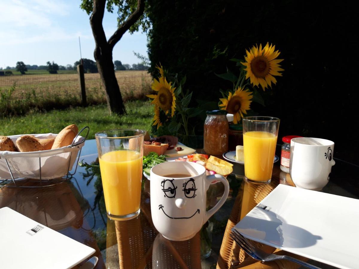 Ein Bett Im Kornfeld - Haus Morgensonne - Mit Innenpool Schonfeld  المظهر الخارجي الصورة